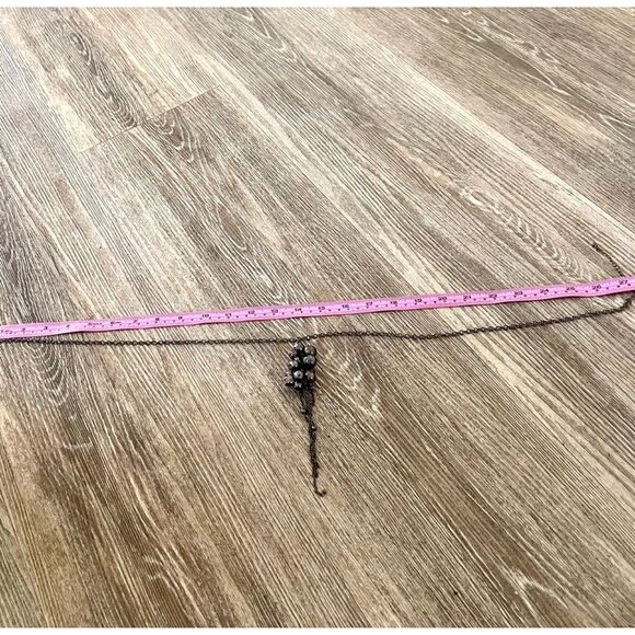 Long black chain beaded cluster necklace - Picture 12 of 12